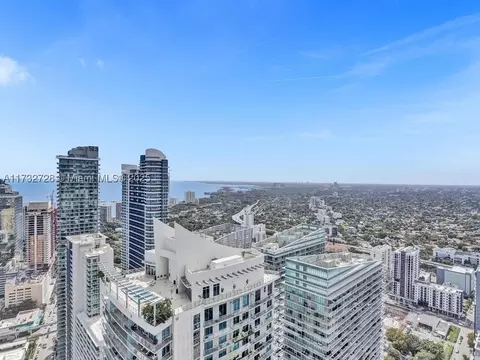 1000 Brickell Plz #PH5204, Miami, FL 33131