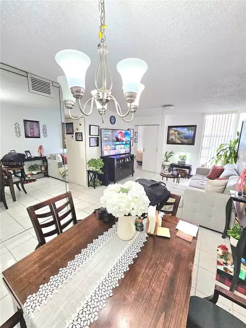 200 172nd St #102, Sunny Isles Beach, FL 33160