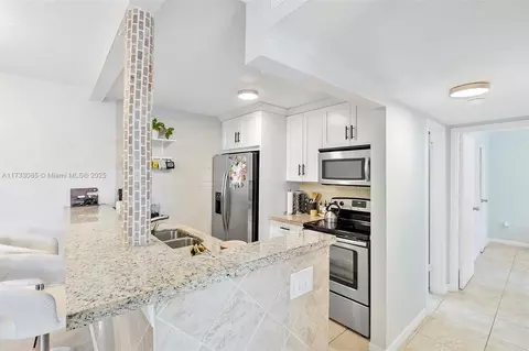 2160 SW 16th Ave #212, Miami, FL 33145
