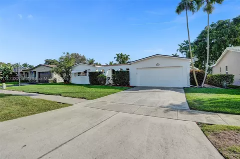 9140 SW 56th St, Cooper City, FL 33328