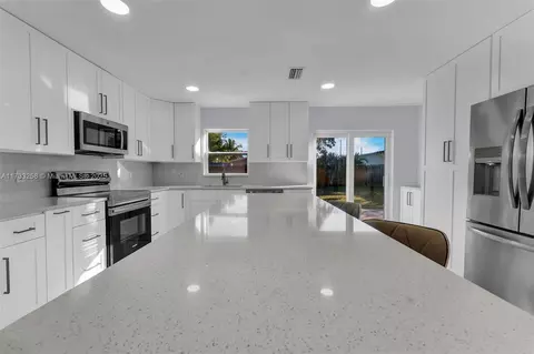 508 NW 53rd St, Boca Raton, FL 33487