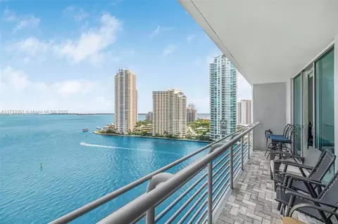 325 S Biscayne Blvd #1726, Miami, FL 33131 photo 21