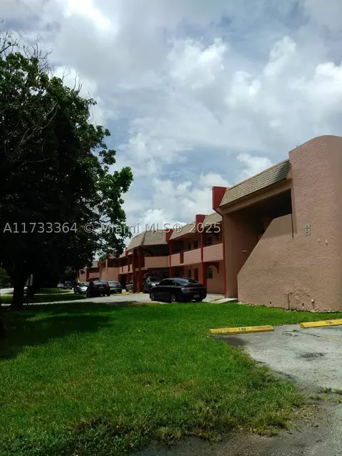 20520 NW 15th Ave #217, Miami Gardens, FL 33169