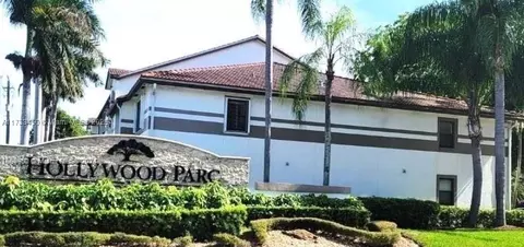 610 S Park Rd #33-1, Hollywood, FL 33021