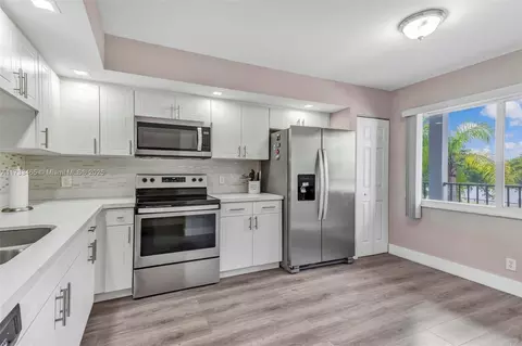 1401 SW 128th Ter #307H, Pembroke Pines, FL 33027
