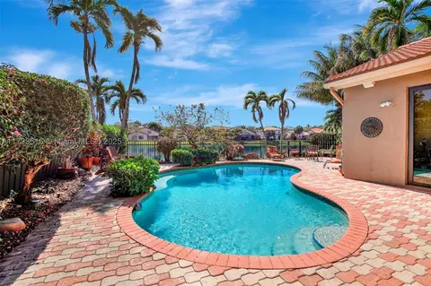 10410 NW 14th St, Plantation, FL 33322