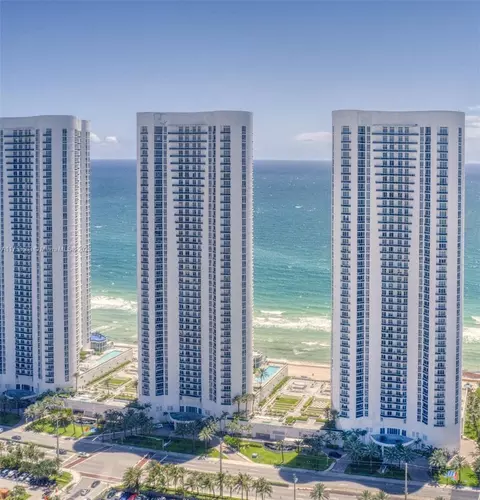 15901 Collins Ave #2705, Sunny Isles Beach, FL 33160