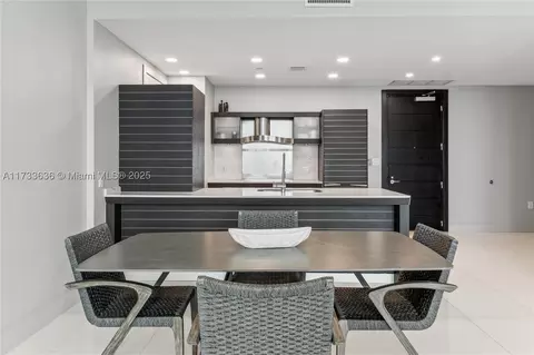Dining - 200 Biscayne Boulevard Way #4912, Miami, FL 33131 photo 1 of 1