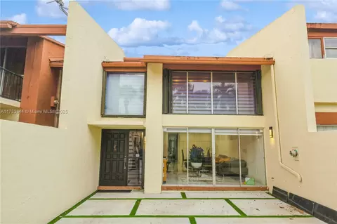 7681 SW 103rd Pl, Miami, FL 33173