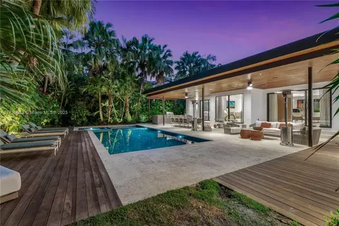 2415 San Domingo St, Coral Gables, FL 33134
