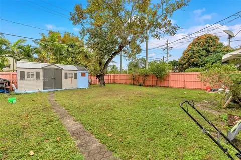 Exterior - 101 W 17th St, Hialeah, FL 33010 photo 1 of 3