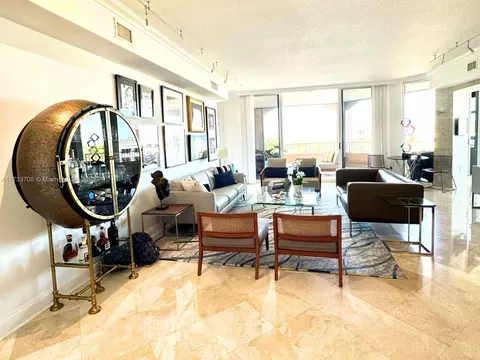 741 Crandon Blvd #PH4, Key Biscayne, FL 33149