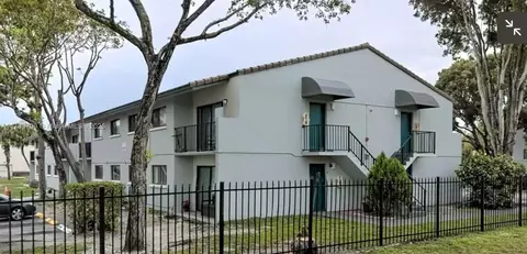 7075 NW 179th St #205, Hialeah, FL 33015