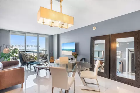 325 S Biscayne Blvd #2514, Miami, FL 33131