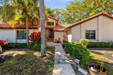 651 Deer Creek Lake Point North Ln #651, Deerfield Beach, FL 33442