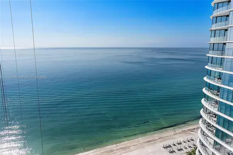 15811 Collins Ave #2107, Sunny Isles Beach, FL 33160