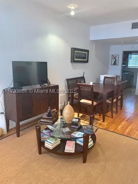 1330 Drexel Ave #205, Miami Beach, FL 33139