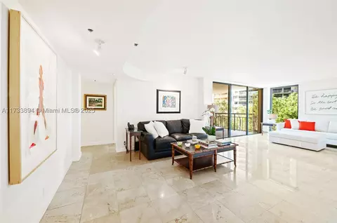 2843 S Bayshore Dr #5C, Miami, FL 33133
