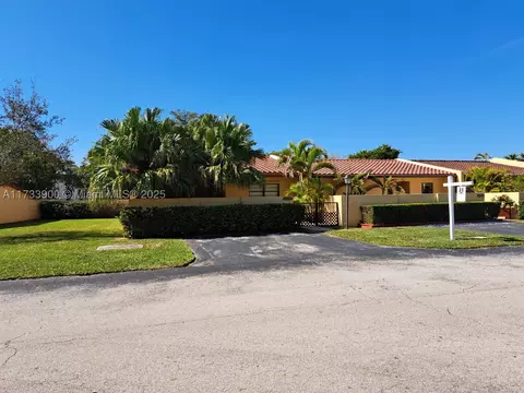 8450 SW 148th Pl, Miami, FL 33193