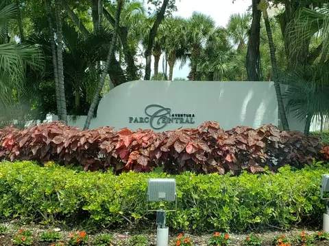 3300 NE 192nd St #1711, Aventura, FL 33180