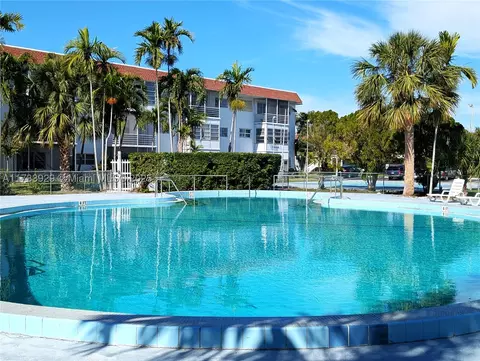 1280 NW 43rd Ave #207, Lauderhill, FL 33313