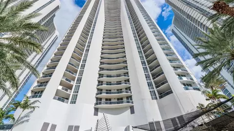 15901 Collins Ave #2303, Sunny Isles Beach, FL 33160
