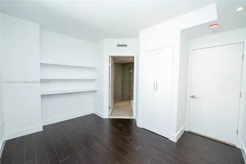 Bedroom - 801 Brickell Key Blvd #3104, Miami, FL 33131 photo 2 of 5