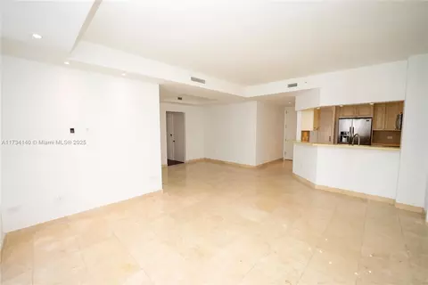 Living - 801 Brickell Key Blvd #3104, Miami, FL 33131 photo 2 of 3