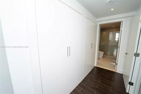 Other - 801 Brickell Key Blvd #3104, Miami, FL 33131 photo 10 of 19