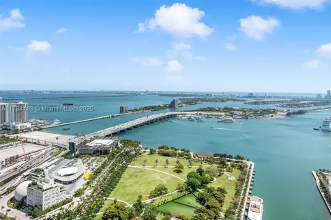 888 Biscayne Blvd #4810, Miami, FL 33132