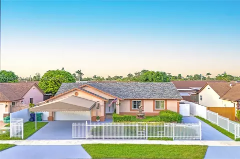 13841 SW 285th Ter, Homestead, FL 33033