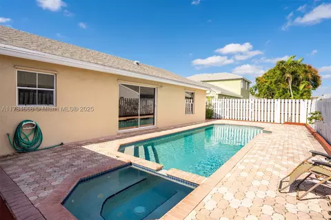 3970 SW 72nd Way, Davie, FL 33314