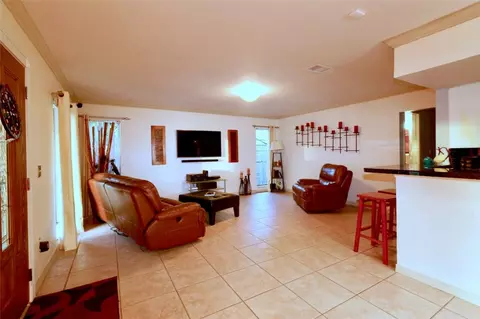 3740 SW 87th Ave, Miami, FL 33165