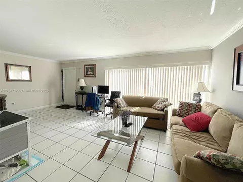 15685 SW 84th Ter #801, Miami, FL 33193