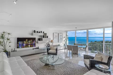 607 Ocean Dr #10J, Key Biscayne, FL 33149