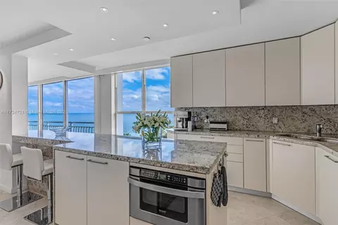 607 Ocean Dr #10J, Key Biscayne, FL 33149 photo 3