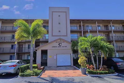 13800 SW 14th St #111C, Pembroke Pines, FL 33027