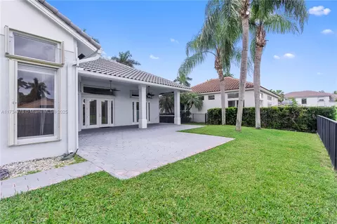 Exterior - 10575 E Key Dr, Boca Raton, FL 33498 photo 7 of 9