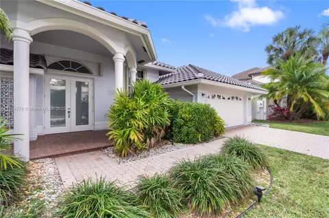 Exterior - 10575 E Key Dr, Boca Raton, FL 33498 photo 2 of 9
