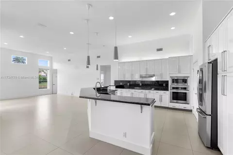 Kitchen - 10575 E Key Dr, Boca Raton, FL 33498 photo 2 of 6