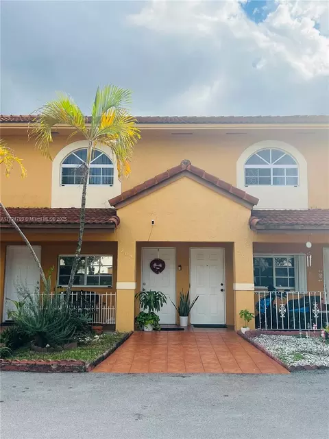 3530 W 80th St #60-202, Hialeah, FL 33018 photo 1