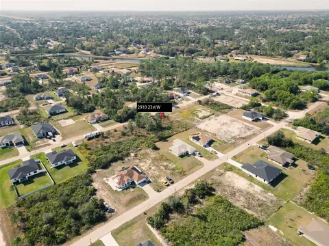 2910 23 St W, Lehigh Acres, FL 33971