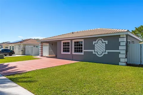 27636 SW 132nd Pl, Homestead, FL 33032