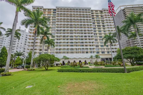 9801 Collins Ave #17J, Bal Harbour, FL 33154