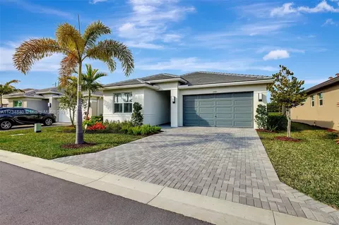 13597 SW Oceanus Blvd, Port Saint Lucie, FL 34987