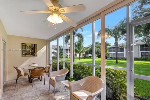 5 Westwood Ave #105D, Tequesta, FL 33469