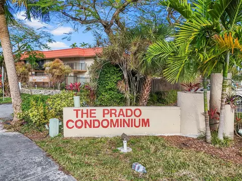 10641 SW 108th Ave #2E, Miami, FL 33176