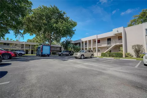 8521 Old Country Mnr #529, Davie, FL 33328