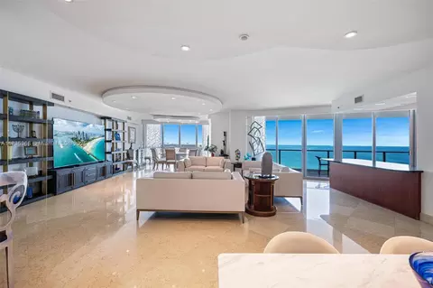 3101 S Ocean Dr #2703, Hollywood, FL 33019