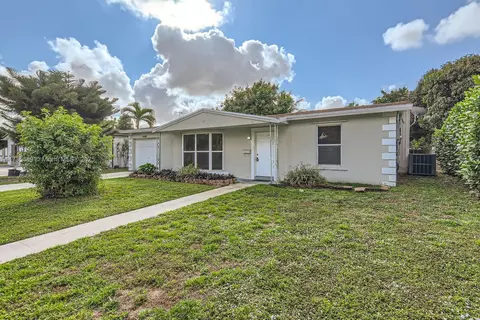 6490 SW 8th St, North Lauderdale, FL 33068